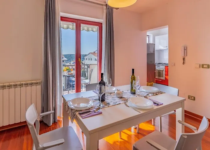 Modern 70M2 Apartment Green Pula 2 Bedrooms Sea View & Private Parking *