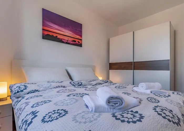 Modern 70M2 Apartment Green Pula 2 Bedrooms Sea View & Private Parking * Pula
